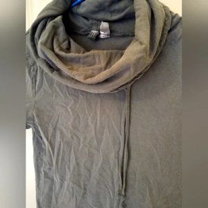 Divided by H&M short sleeve cowl neck with drawstrings men's small